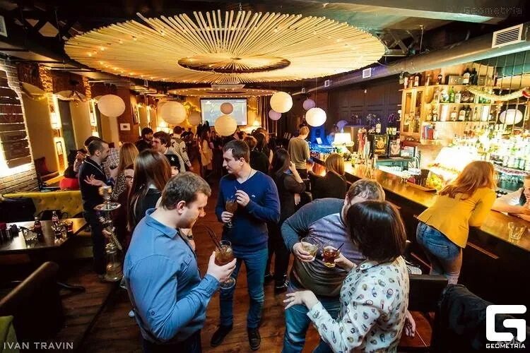 Лондон паб Ростов. Лондон паб Ростов фото. Friendly Bar Grill Ростов на Дону. Friendly бар.