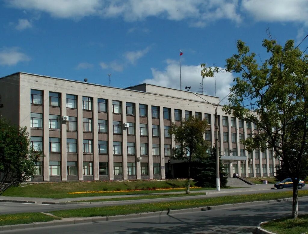 Городской сайт череповец. Здание мэрии Череповца. Городская администрация г Череповец. Череповецкая городская Дума. Мэрия Череповец фото.