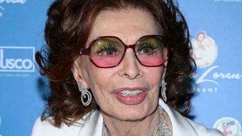 София Лореннің суреті