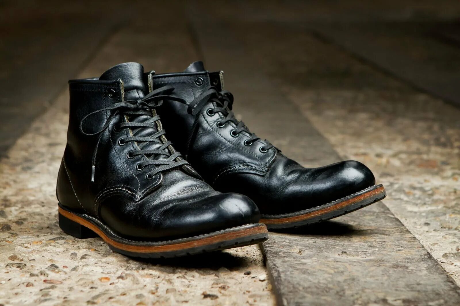 Ботинки мужские 48. Red Wing 9014. Red Wing Beckman Black. Ботинки Red Wing 8166. Red Wing Black ботинки.