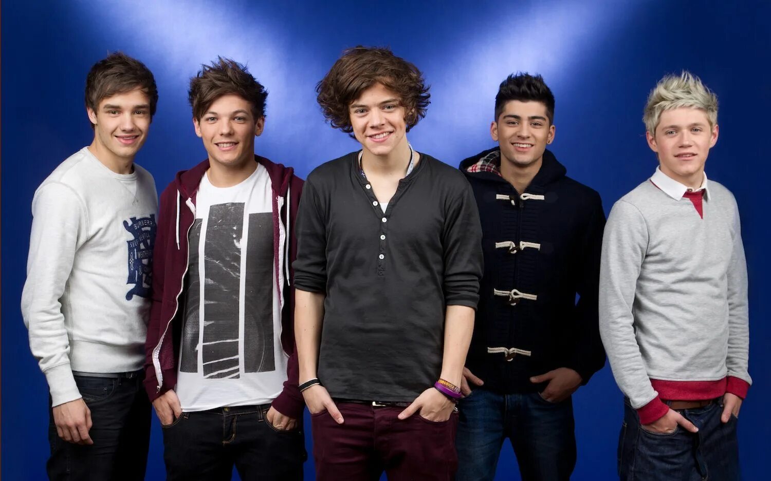 Фото оне. One Direction. Группа one Direction 2010х. Группа one Direction распалась. One Direction обои на компьютер.