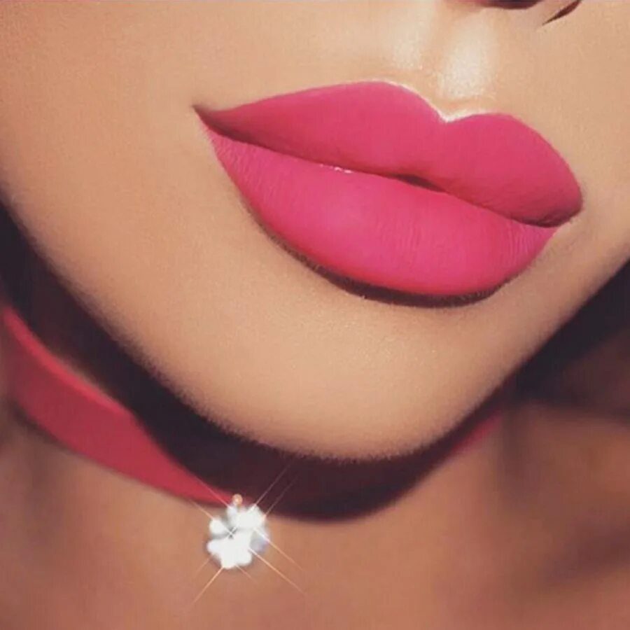 Lips go
