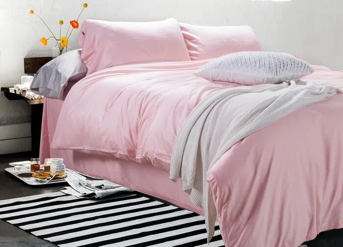 Комплект постельного белья нежное. Постельное белье нежно розовое. Постельное белье нежные цвета. Постельное белье нежно розового цвета. Постельное белье однотонное розовое.