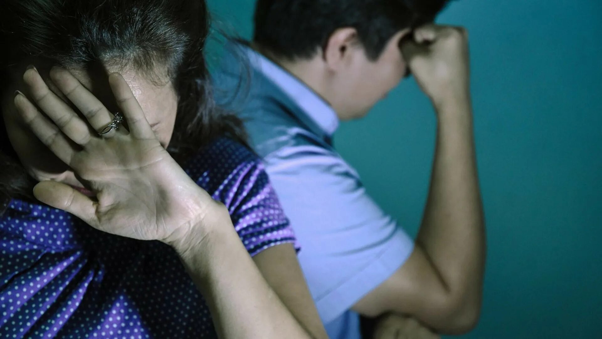 Казахстан закон о домашнем насилии. Психологическое насилие. Семейно бытовое насилие.