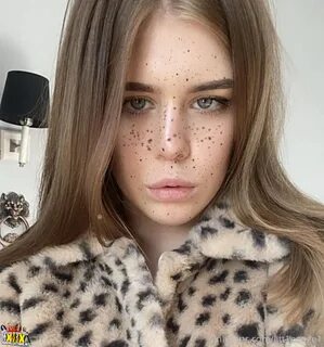 LittleAngelph OnlyFans 484 