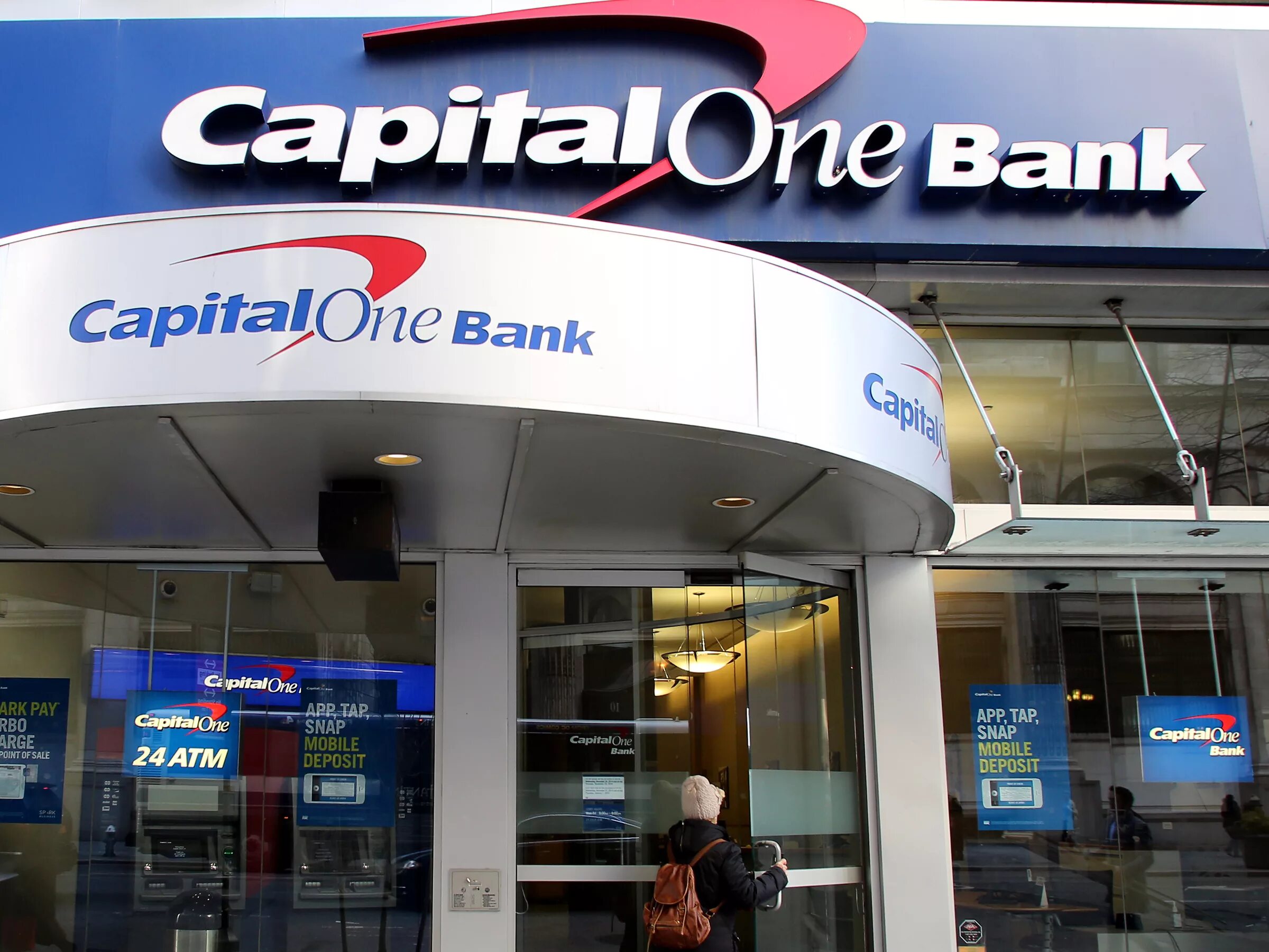 B 1 capital. Capital one Bank. Банк first Capital. Capital Bank USA. Значок Capital one.