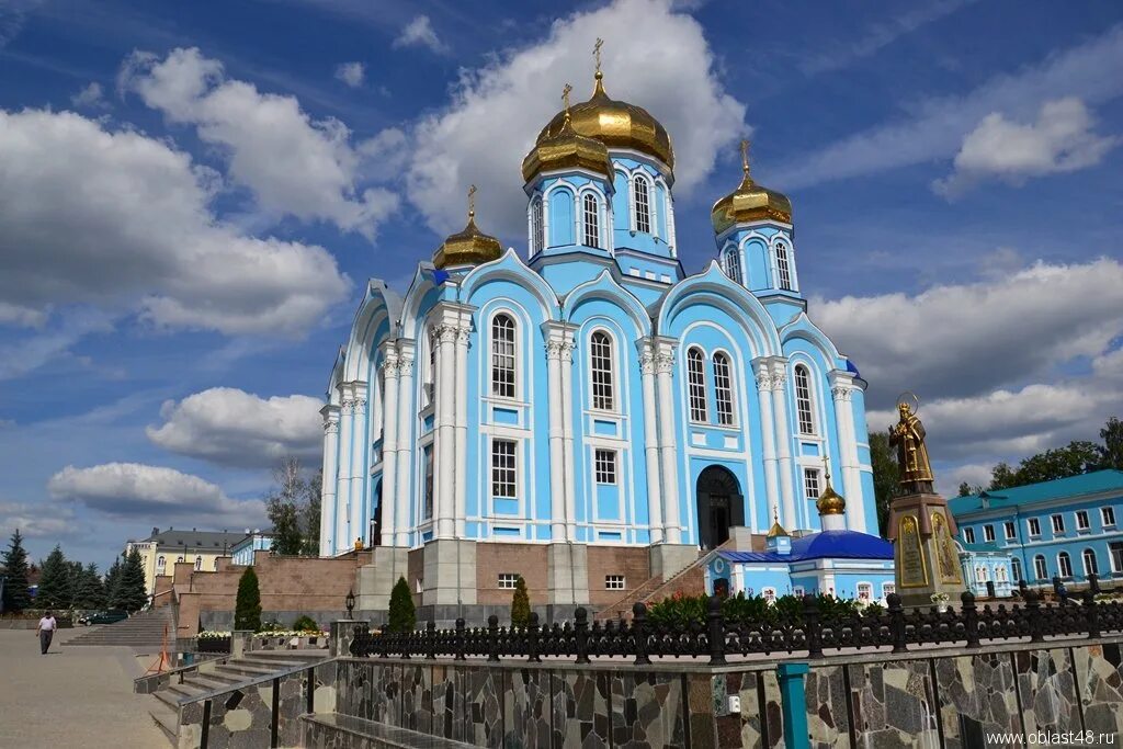 Задонск купель тихона задонского. Задонск липецкая область задонск задонск церковь. Задонский рождество-богородицкий монастырь. Задонский монастырь храм владимирской иконы божией. Задонск купель тихона задонского.