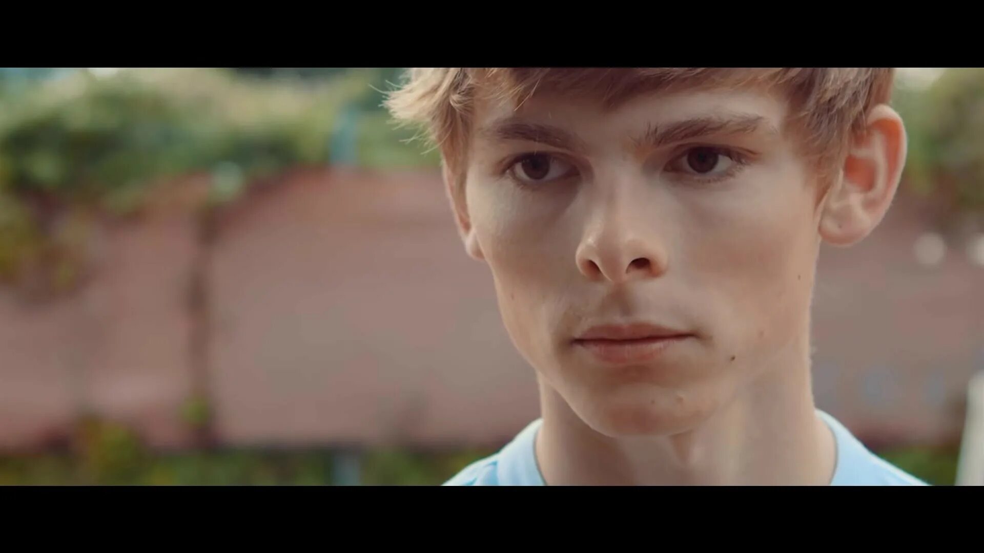 Тони старк и питер паркер 18. First time he kissed a boy фильм. Just boys. He s just a boy. Good girl.