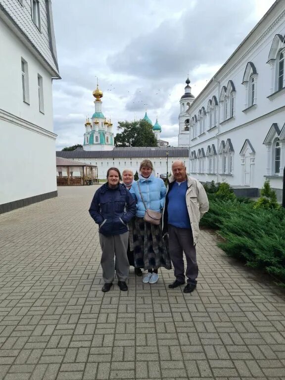 монастырь 2022 год. палаты в саввино сторожевском монастыре. бобренев монастырь 2022. монастырь 2022 съемки сериала. мария миронова в сериале монастырь.