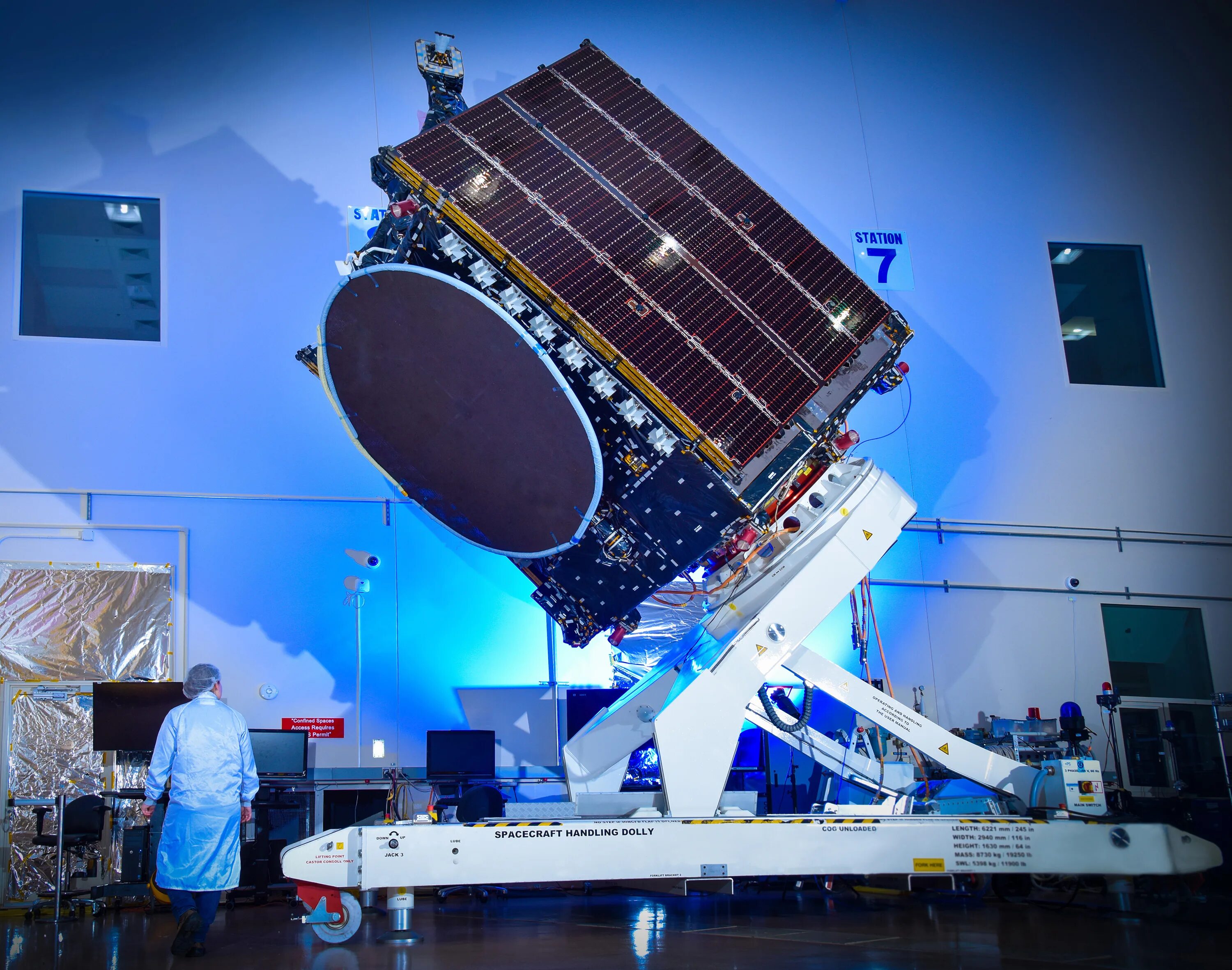 Satellite base