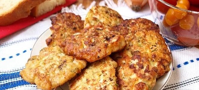 Куриные котлеты по албански с крахмалом. Котлеты по албански. куриные котлеты по-албански. котлетки по-албански из курицы. курочка по албански.