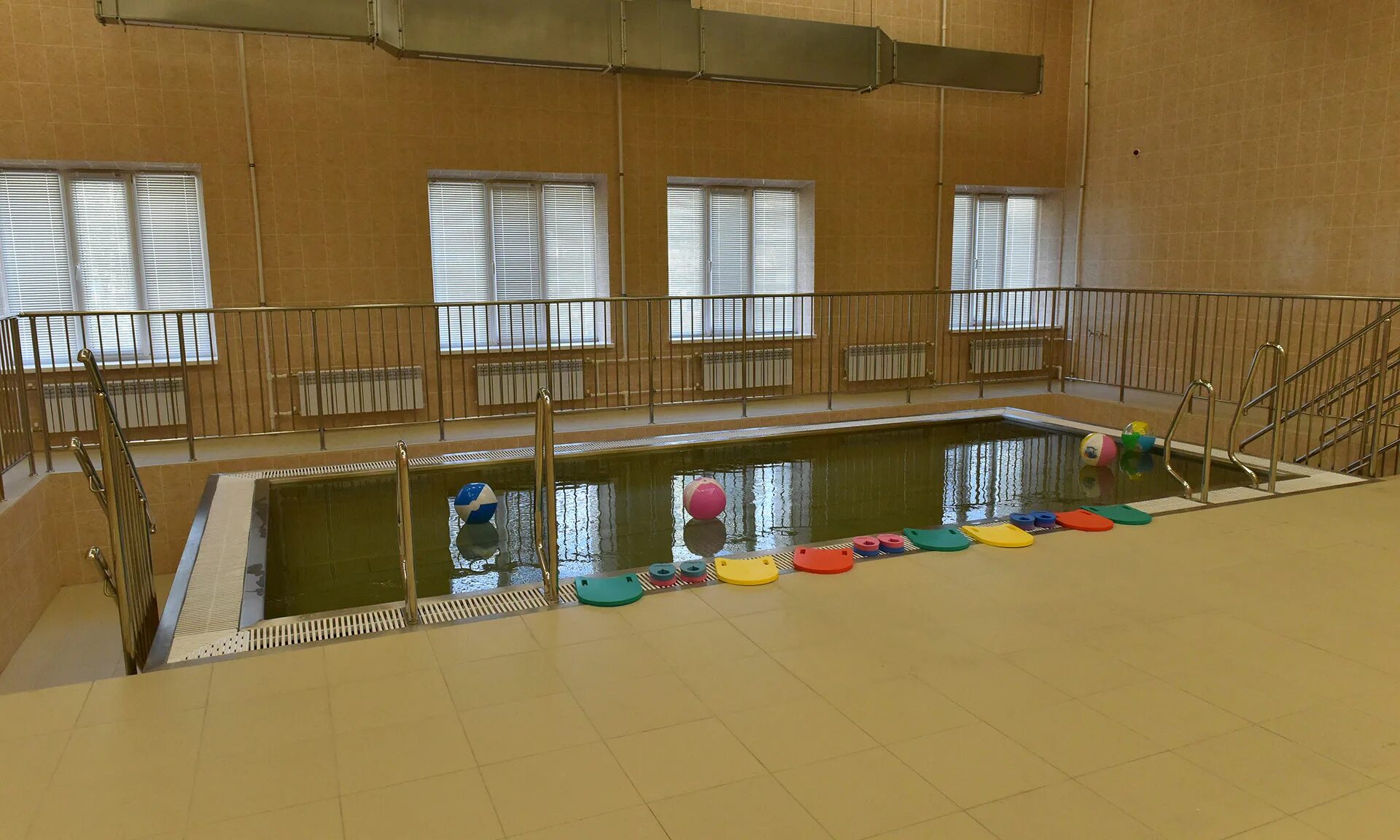 детский сад родничок жуковка.