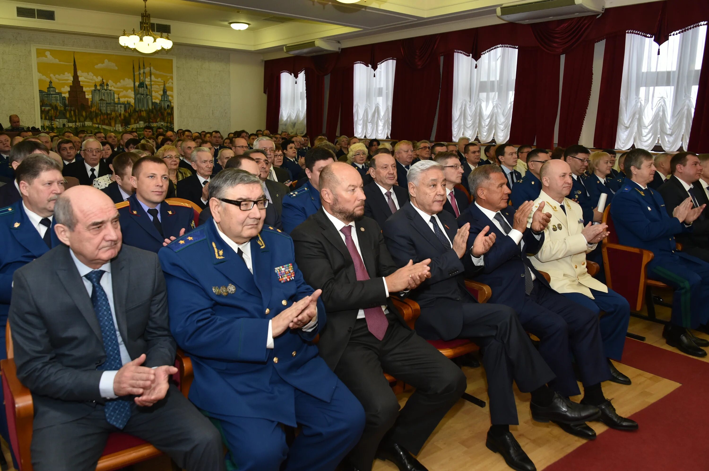 Сайт прокуратура татарстана. Прокуратура Республики Татарстан. Республика Казань Татарстан прокурор. Генеральная прокуратура Татарстана. Атнинская прокуратура Республики Татарстан.