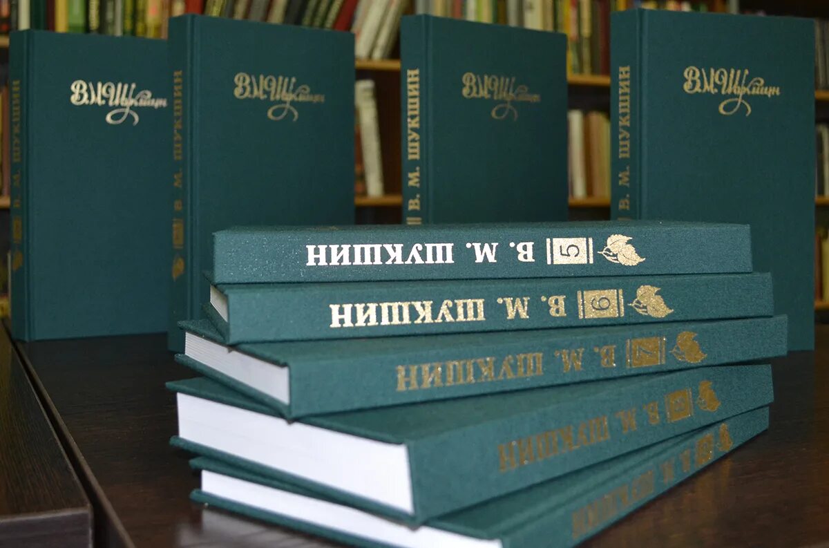 книга управление командой. 2 февраля родился джойс. блокадная книга книга. ларс сонк. книги о блокаде.