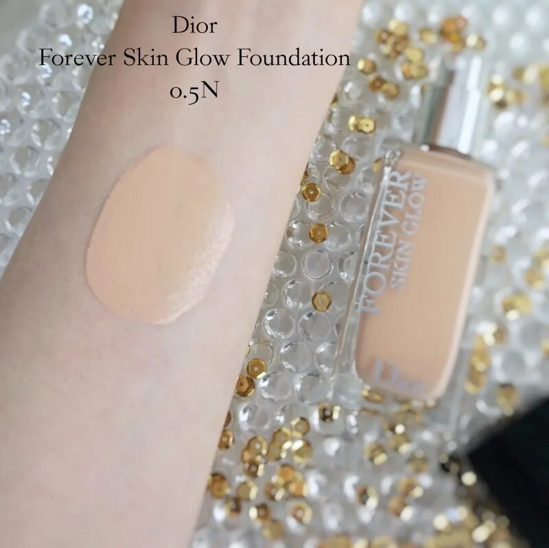 Dior skin glow. Dior Forever Skin Glow 1n. Dior Skin Glow 1.5n. Dior Glow Forever Skin тональный 2w. Dior Forever Skin Glow 1,5.