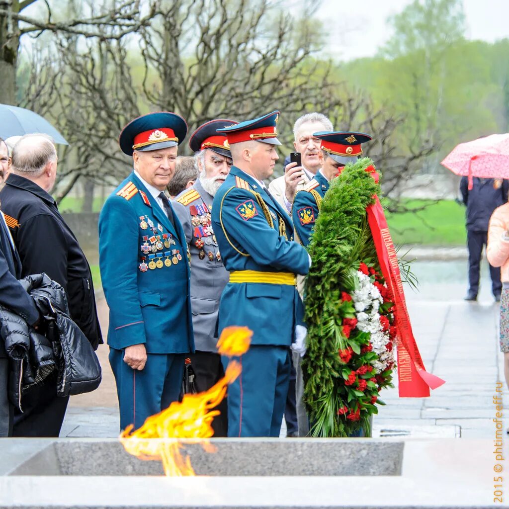 70 летие победы мероприятие. Альбом 70 годов. Эмблема победы в великой отечественной. Юбилей победы 70. План мероприятий на 9 мая картинки.