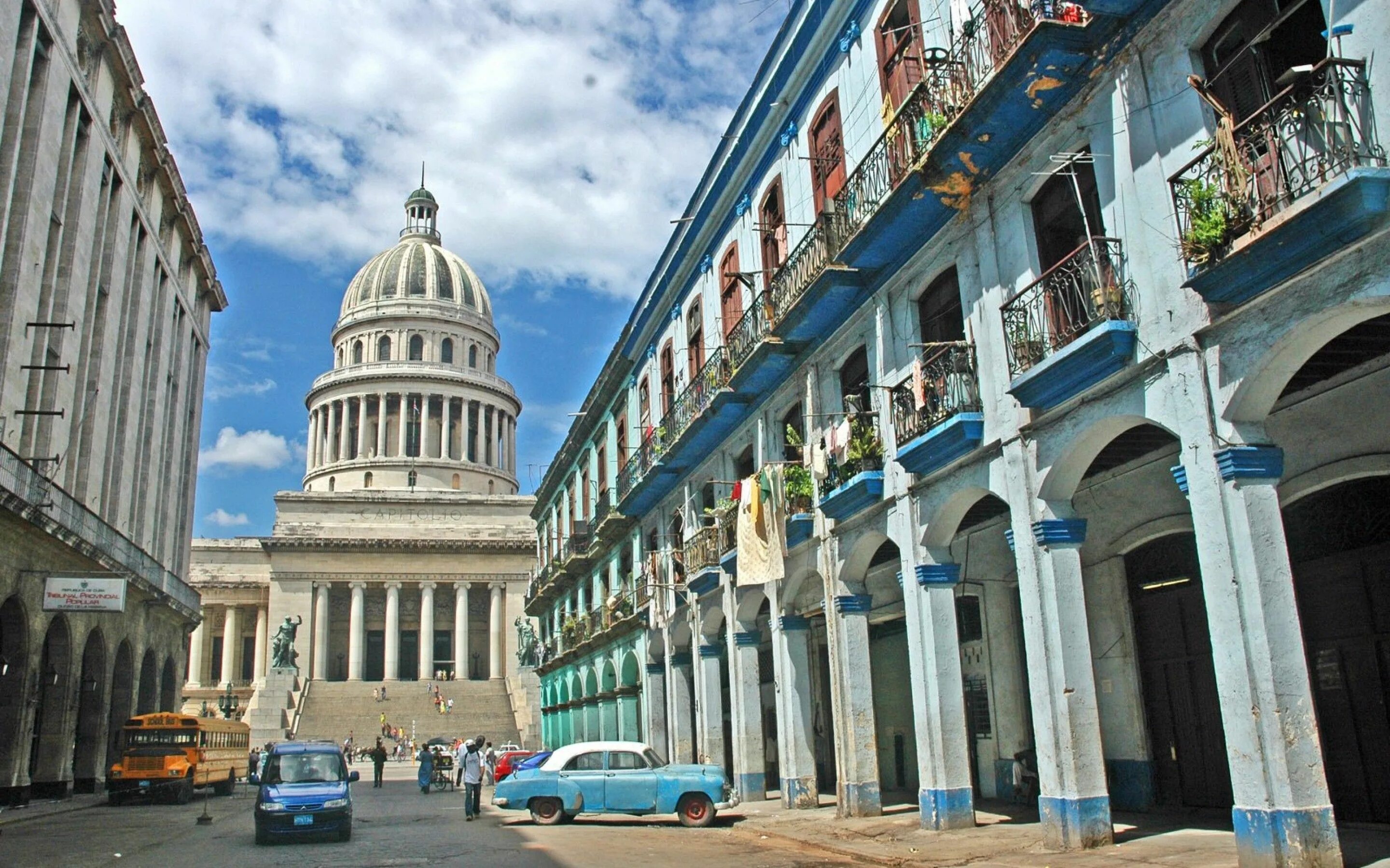 Гавана havana. Куба гавана архитектура. куба архитектура колониальная. капитолий куба гавана. гавана стиль в архитектуре.