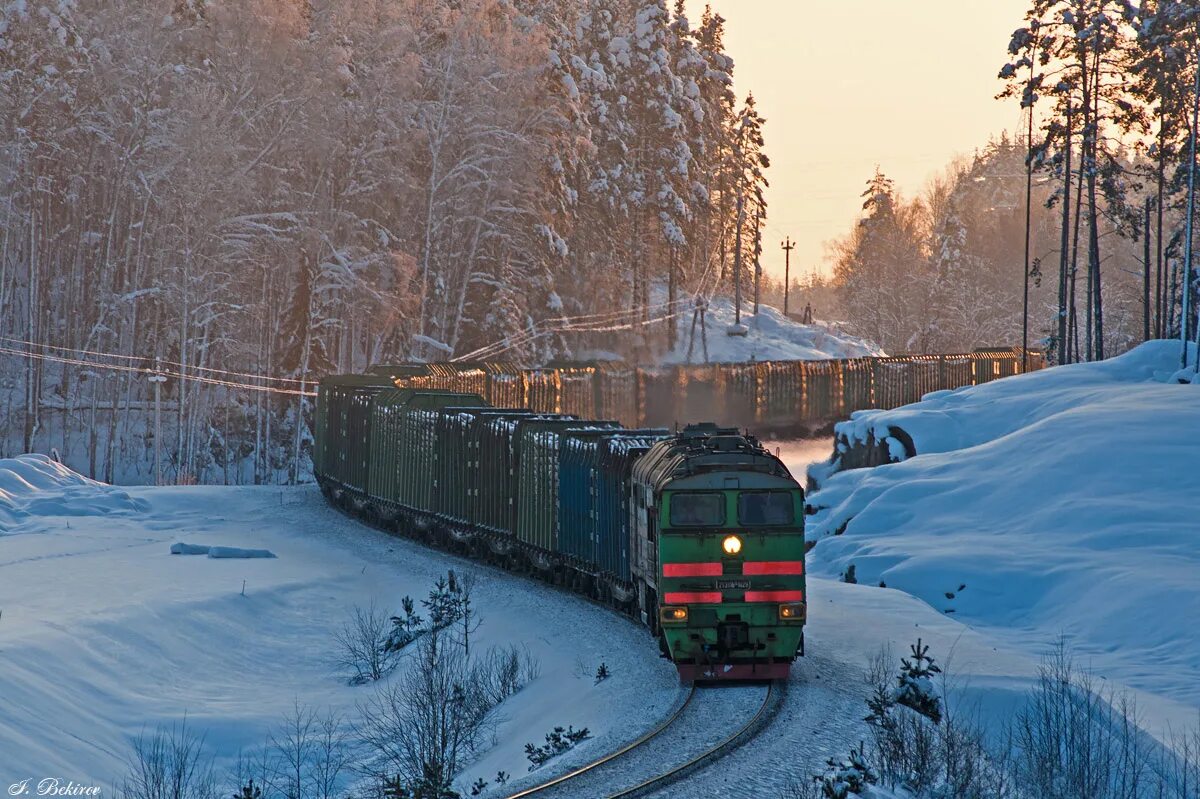 Перегон электровоза. Тепловоз 2тэ116к-1029. Тэ116у тепловоз. ЖД перегон Каменногорск-Ханнила. М62 тепловоз.