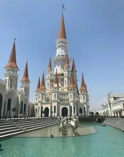 Shopping avenue lands of legends