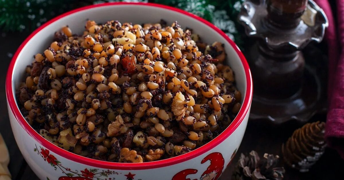 Кутья из пшеницы с маком. Сочиво и кутья. рождественская кутья из пшеницы. кутья рождественская пшеничная. сочиво и кутья на рождество.