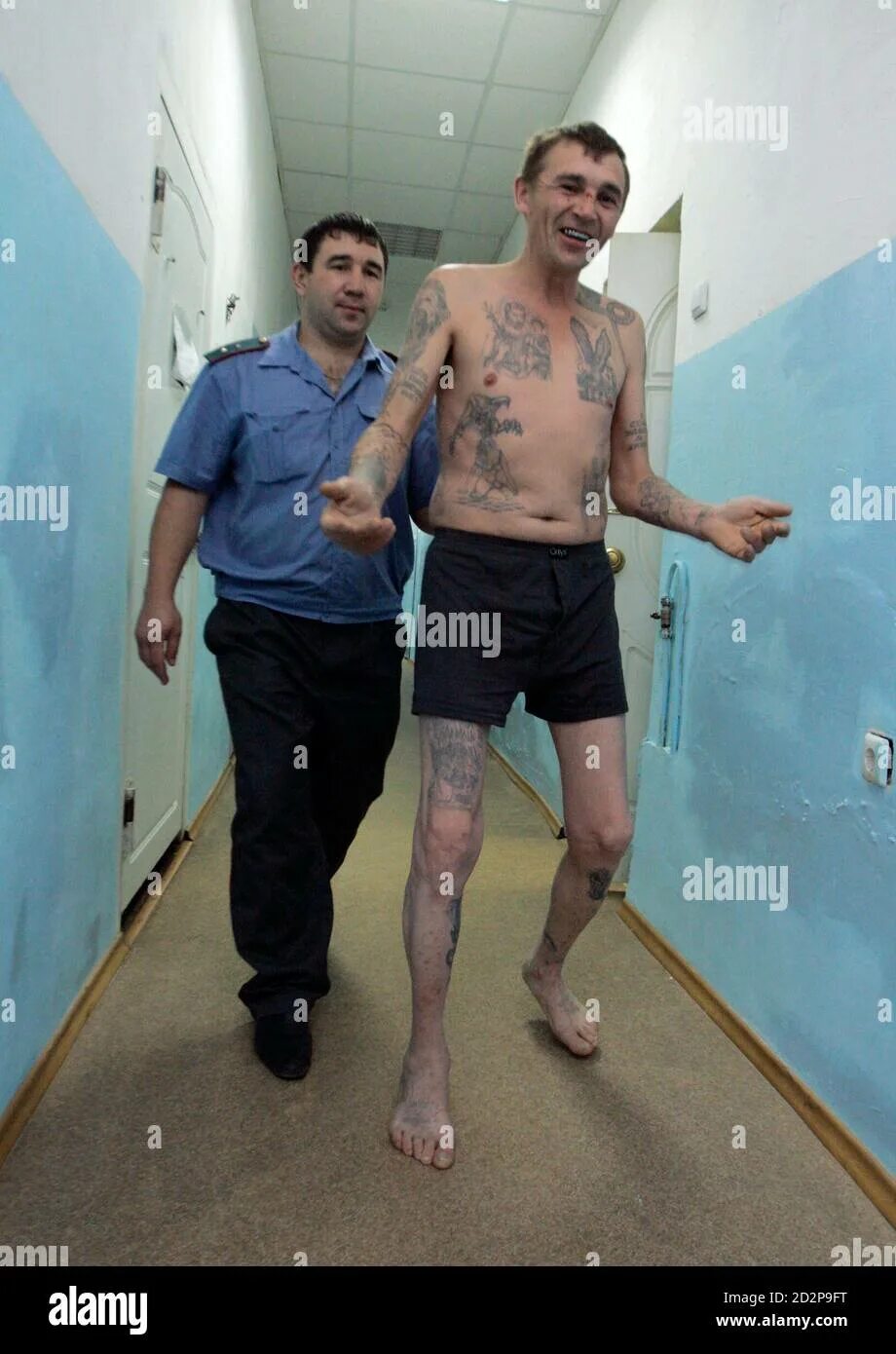 Медицинский вытрезвитель. Как сдать алкаша. Как сдать алкаша. Как лечить алкоголика принудительно. Как лечить алкоголика принудительно.