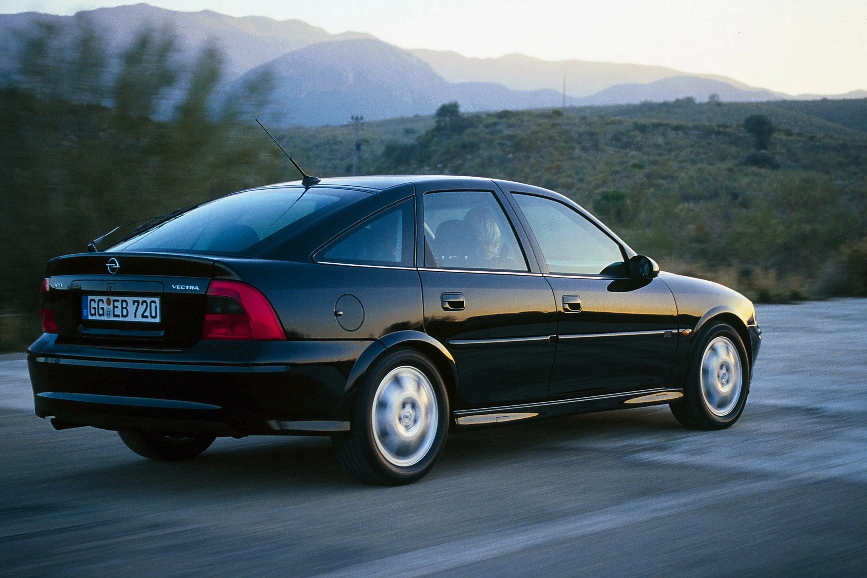Свет опель вектра б. Opel Vectra b. Opel Vectra b 1999. Opel Vectra 2.4. Opel Vectra 1999.