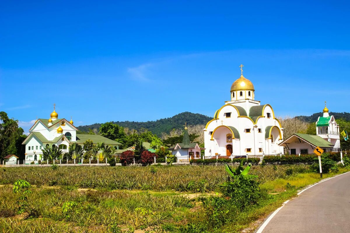 храм святой троицы на пхукете. храм живоначальной троицы, о. троицкая церковь (пхукет). храм живоначальной троицы, о. православная церковь на пхукете.