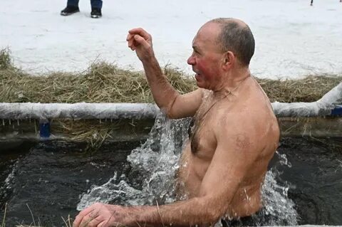 Видео где купаются