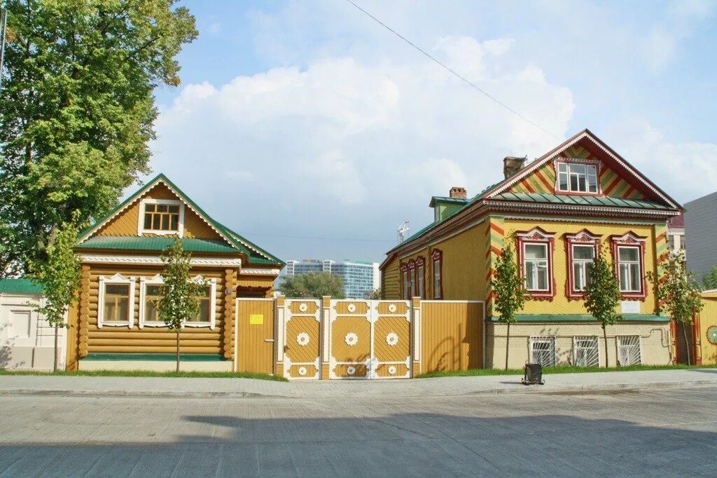 Традиционное жилище татаров. Традиционный дом татар. Музей татарская слобода казань. Традиционные жилища татар. Каюма насыри 11.