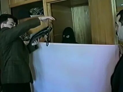 Хади такташ страна чудес зашел в подъезд