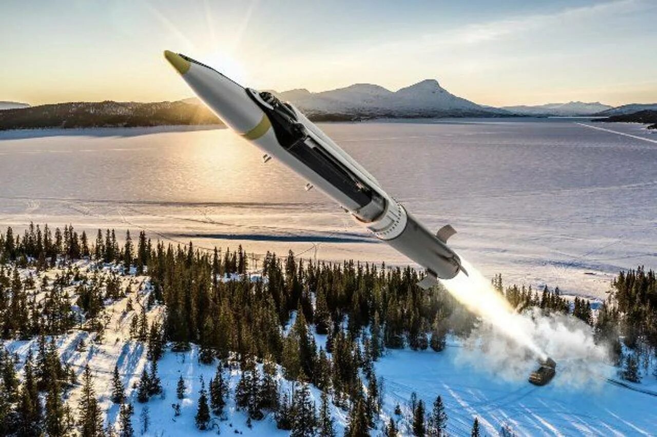 Ракеты украины. Mgm-140 atacms. Рсзо ураган ракета. Mgm-140 atacms ракета. Ракеты politico.