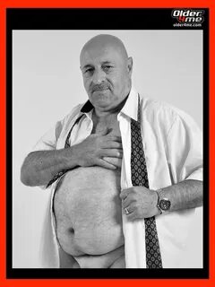 Take off that suit and let's start the weekend naked! 