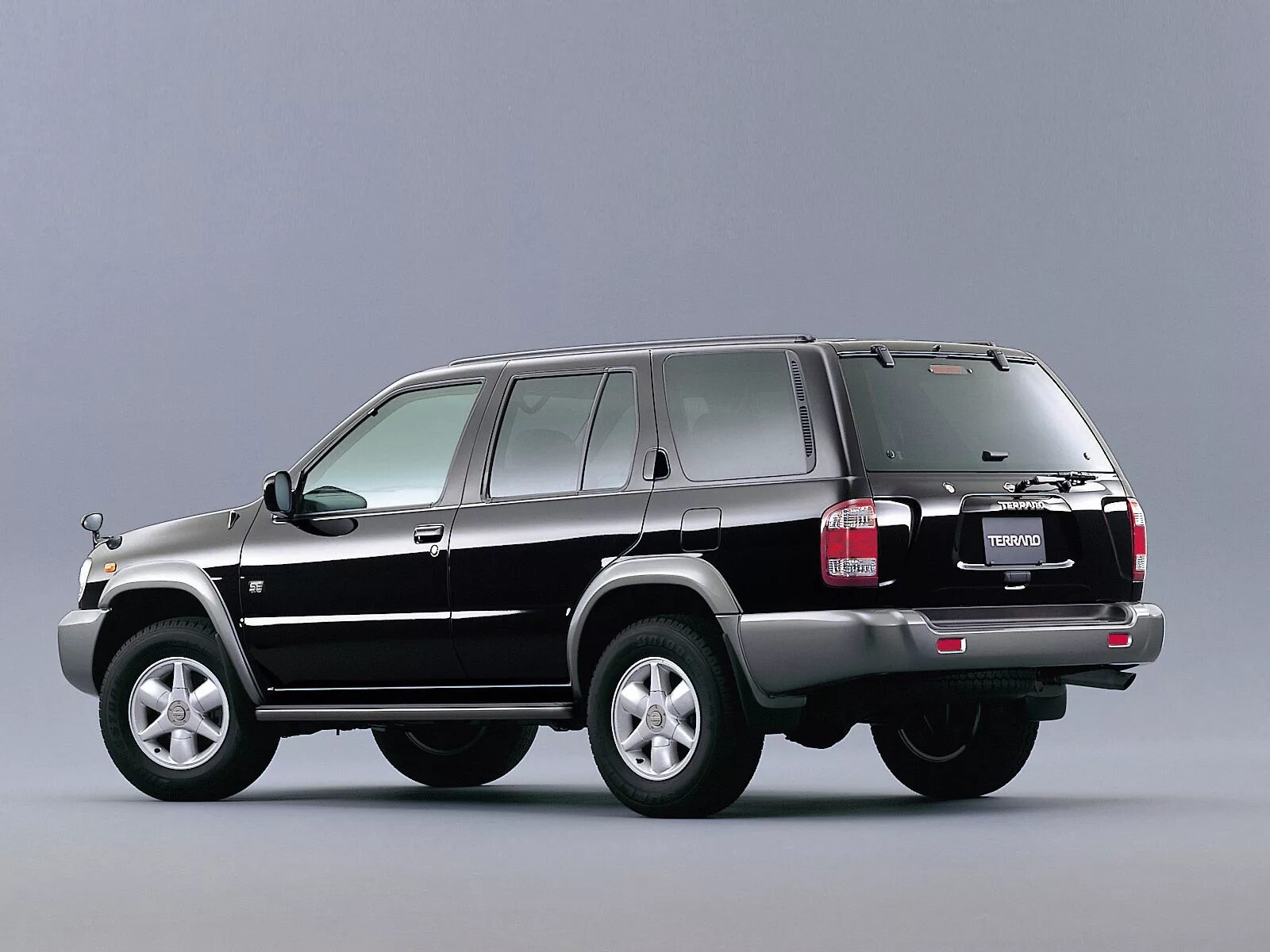 Nissan terrano r3m-r 50. Toyota land cruiser prado 90 1996.