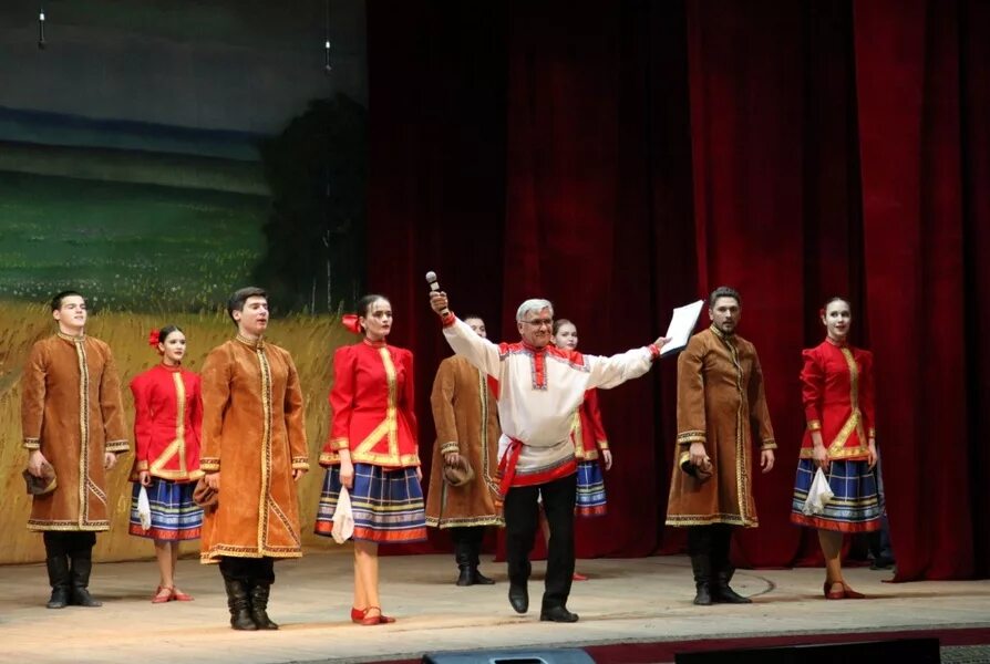 карусель ансамбль народного танца солистки. русская пляска. танец былина. танец былина. ансамбль русской народных танцев на плещеево.