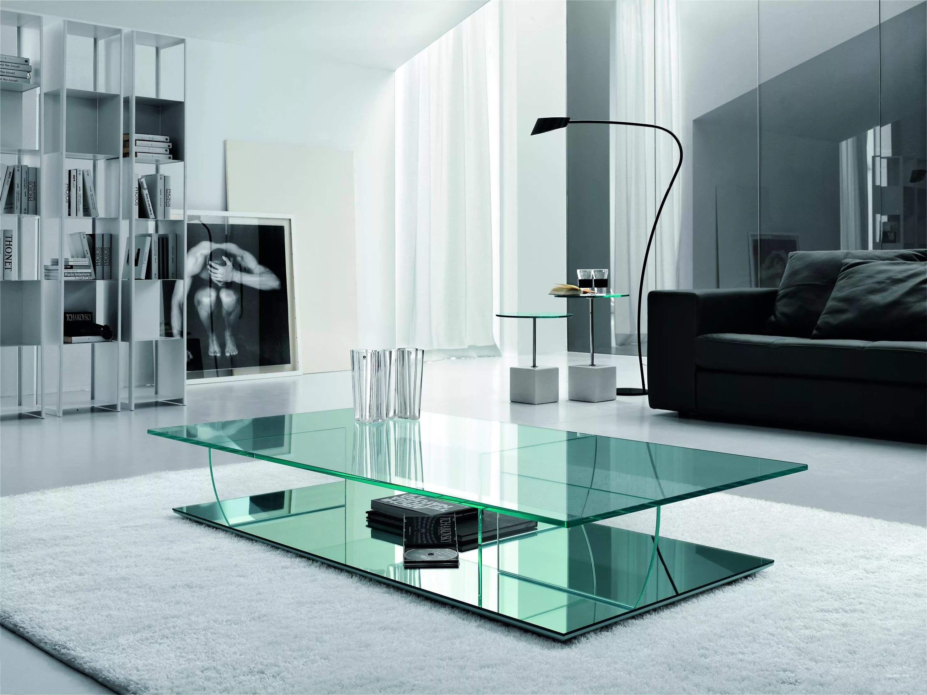 Мебельное стекло купить. Журнальный стол Bern Glass. Стеклянный столик. Стеклянная мебель. Стеклянные столики в гостиную.