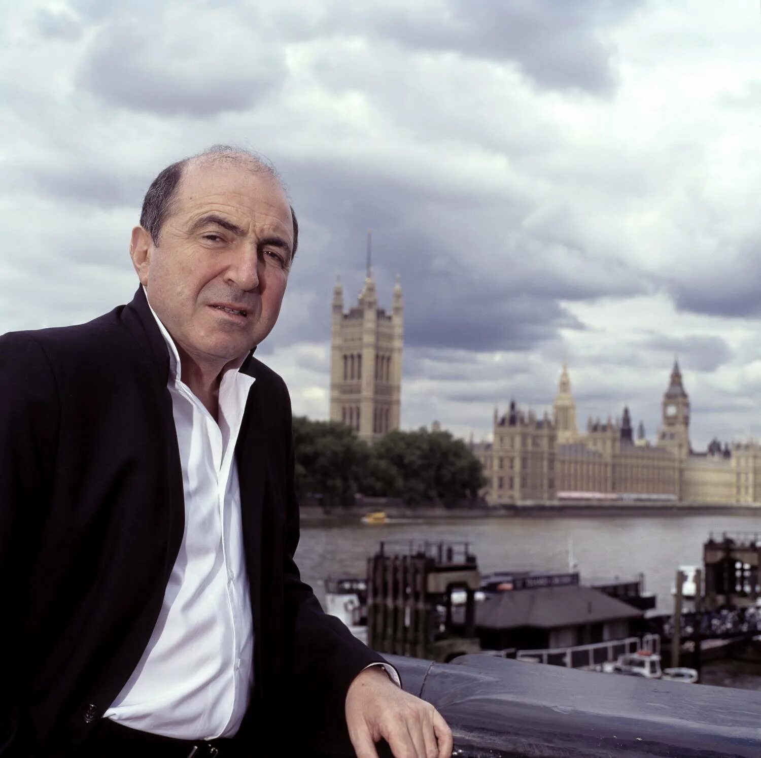 Кто такой березовский. Кто такой березовский. Кто такой березовский. Борис березовский в 1995. Кто такой березовский.