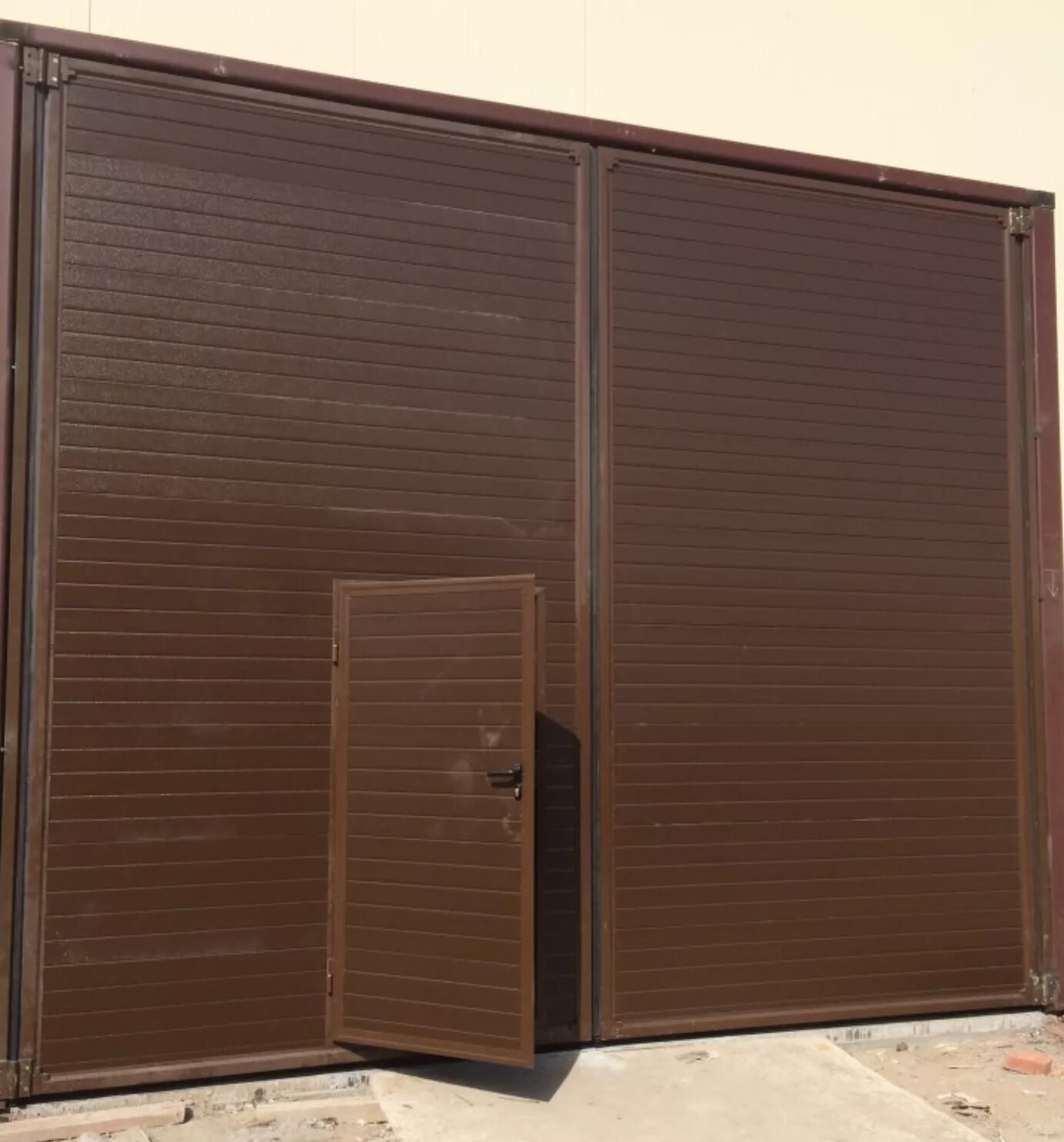 гаражные распашные ворота корн 3000. ворота утепленные распашные казань. распашные ворота на гараж дорхан. ворота металлические распашные автоматические 2. ворота распашные гаражные dus-130.