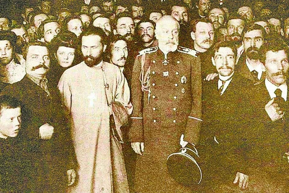 Кровавое воскресенье 1905 манифест. Гапон 1904. Гапон эсеры. Манифест 17 октября 1905.