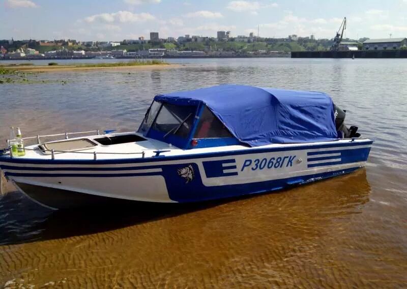 Моторные лодки татарстан. Wellboat 42. Моторная лодка казанка ссср. Казанка 2м с выносным транцем. Моторные лодки татарстан.