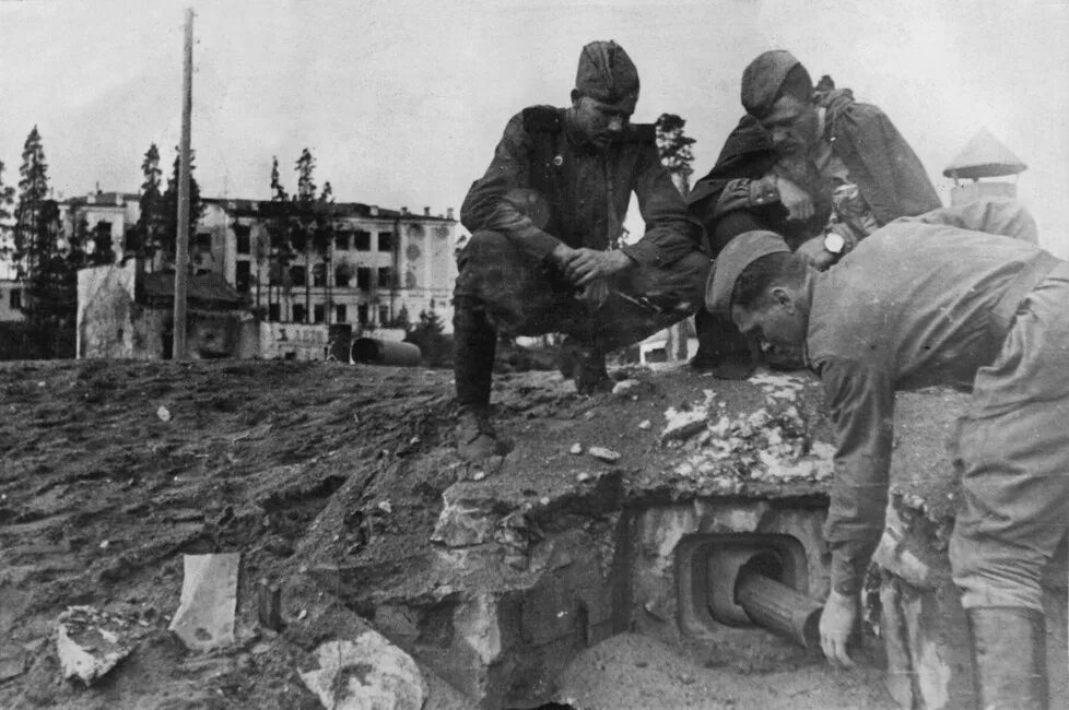 Выборгско-петрозаводская наступательная операция. Карельский перешеек 1944. Карелия 1944. Медвежьегорск 1941. ).