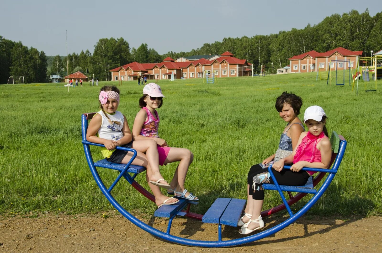 Лагерь тесь солнечный 2 минусинский район. Где отдохнуть с детьми в красноярске. Пляж бассейна сокол. Бассейн бархат красноярск. Пляж на абаканской протоке красноярск.