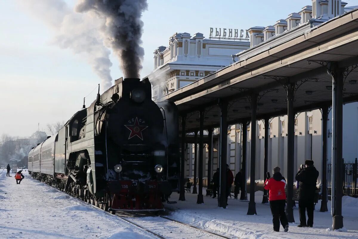 Ретропоезд Ярославль – Рыбинск – Ярославль. Паровоз п36 Ярославль. Ретро поезд Ярославль Рыбинск. Ярославль Рыбинск ретропоезд. Паровоз прибывает