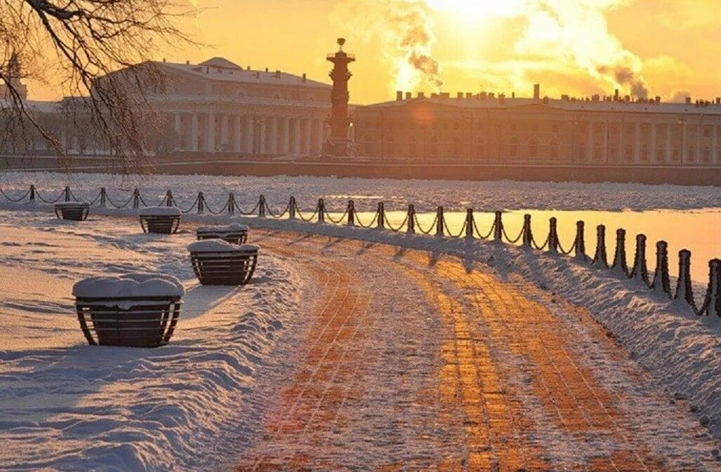 Спб январь. Зимний Солнечный Санкт-Петербург. Утро Питер зима. Санкт-Петербург зима солнце Санкт-Петербург. Доброе утро, Петербург! Зимний Питер.