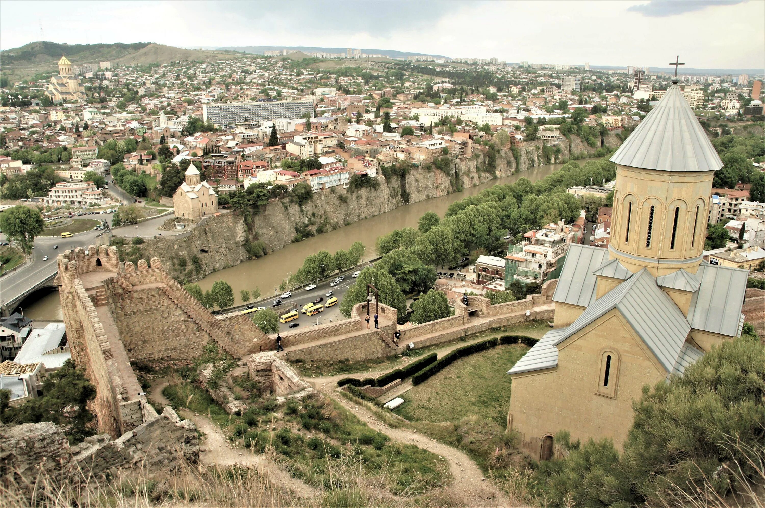 Тбилиси дата. Грузия тбилиси крепость нарикала. достопримечательности тбилиси крепость нарикала. храм святого николая, крепость нарикала грузия. тбилиси вид с крепости нарикала.