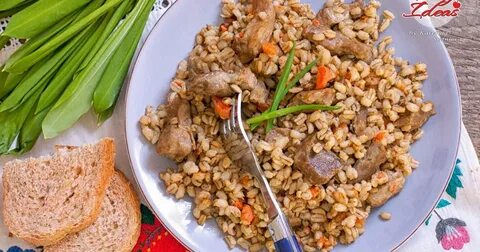 Перловка с мясом и огурцами