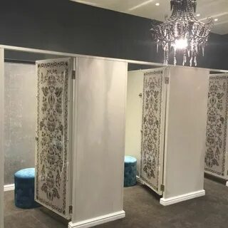 Примерочная кабина