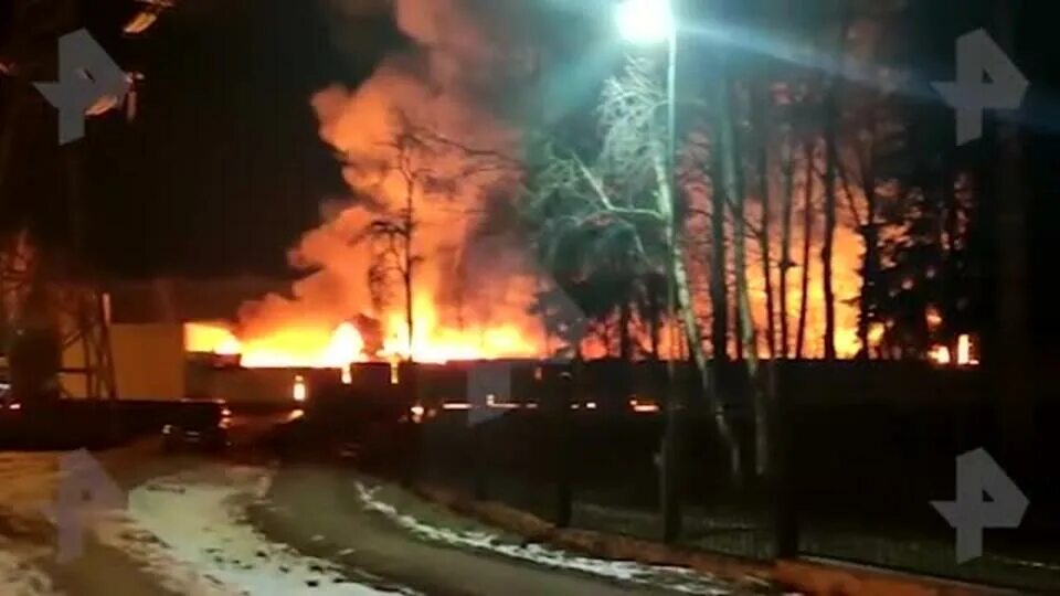 Светлые горы Красногорск пожар. Пожар в Красногорске сейчас. Пожар в Красногорске 07.01.2023. Пожар в Красногорске 2020 26 февраля. Теракт в красногорске сегодня последние новости