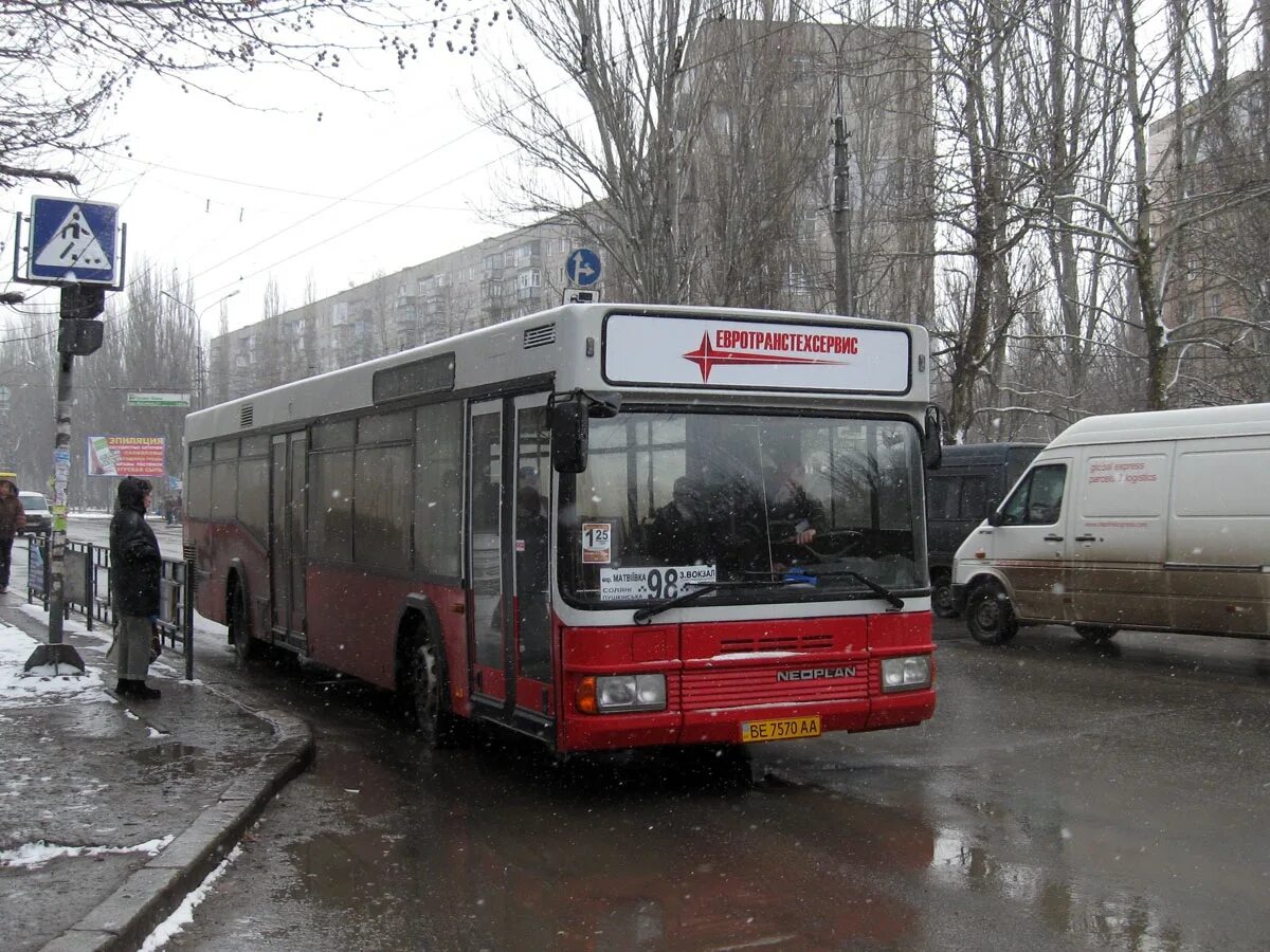 Автобусы Neoplan n4014. Автобусы Николаева. Neoplan n6121 троллейбус. Неоплан городской автобус городской. Николаевский автобус