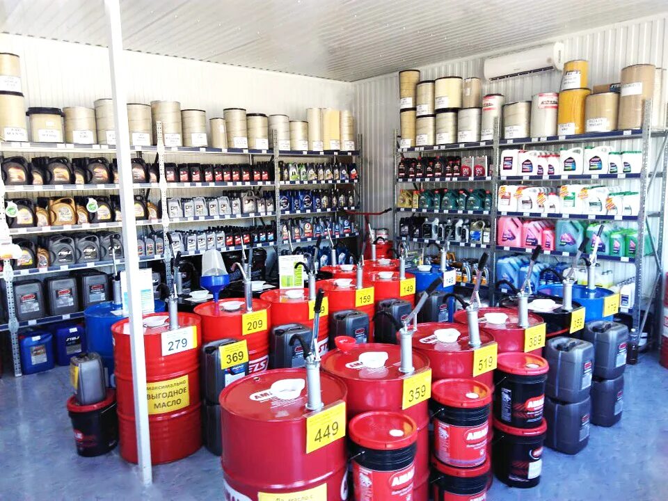 Картинка бренда масла оем. Оригинальное масло на весту ниссан мотор. Моторное масло в магазине маяк. Автомагазины запчастей ростов. Оригинальное масло ростов.