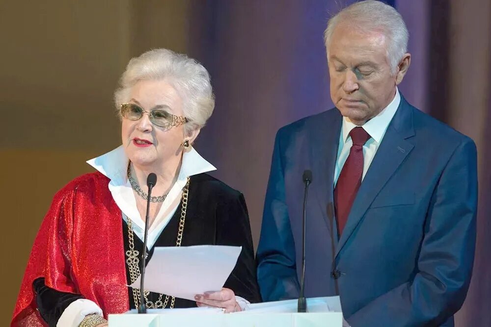 Анна шатилова 2021. Шатилова диктор возраст. Диктор советского телевидения анна шатилова. Анна николаевна шатилова диктор. Анна шатилова фото.